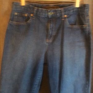 Woman’s Lauren jeans co. straight leg Jeans size 8 regular rise